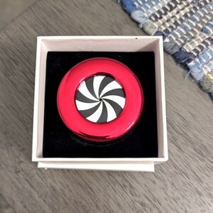 Vintage "NIB,"Kaleidoscope", Engagement Ring Holder, Super Cute!!!